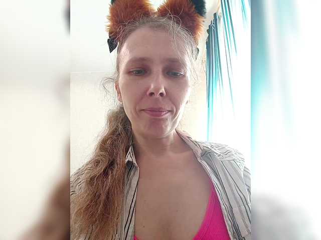  -queen-margo- chat room