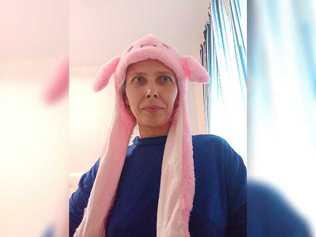 -Queen-Margo-