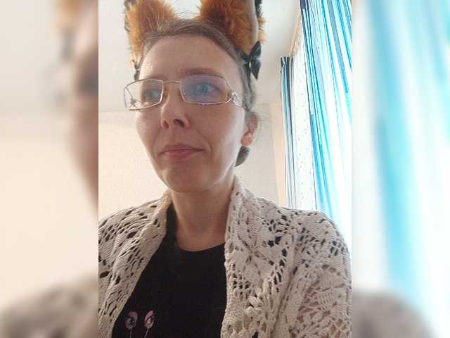 Preview of -queen-margo-