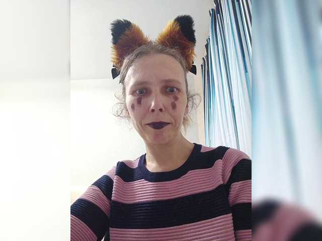 -Queen-Margo-