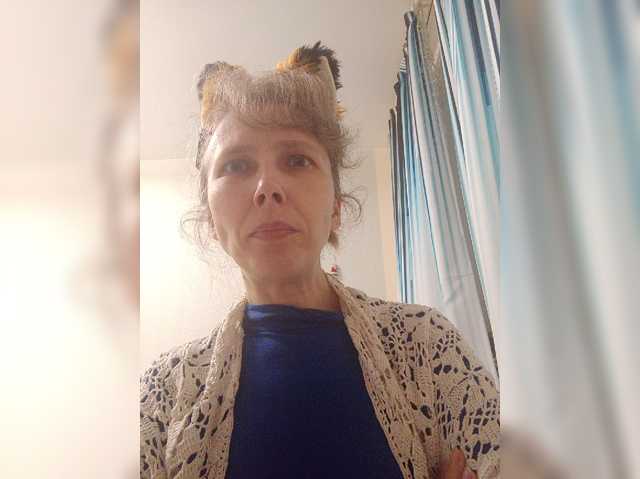 Queen-margo live cam