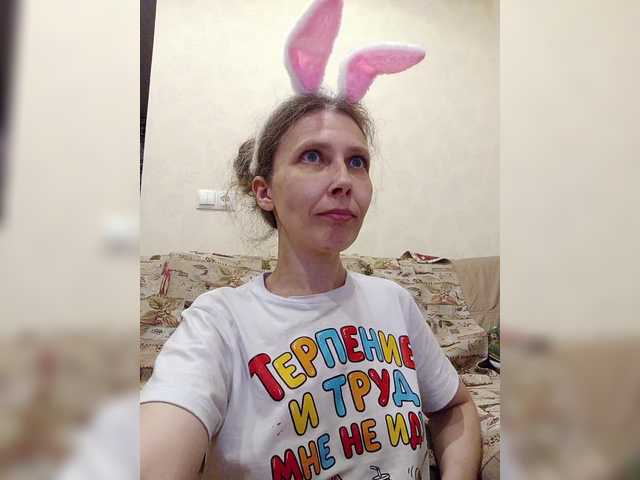 -queen-margo- live webcam show