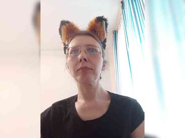 -Queen-Margo- webcam