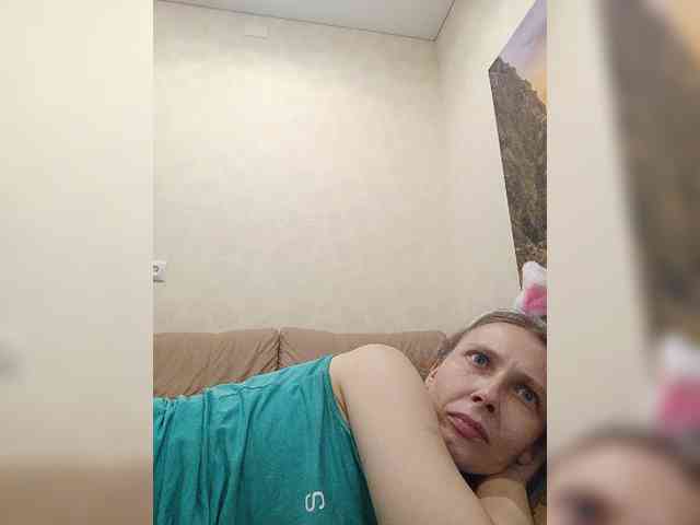 -Queen-Margo- webcam