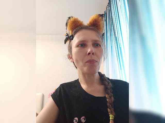 -Queen-Margo- webcam