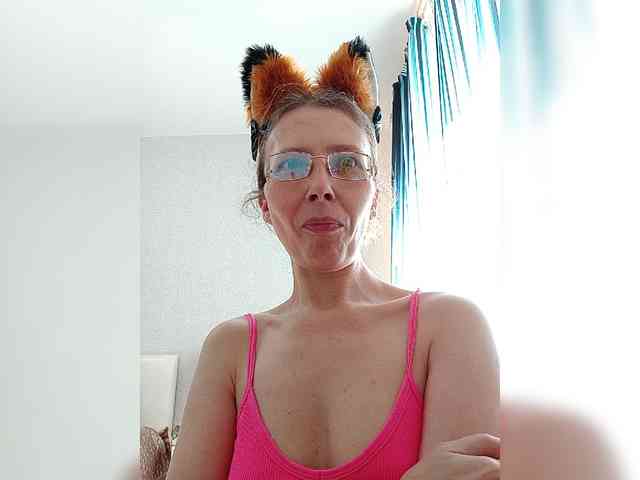 -Queen-Margo- webcam