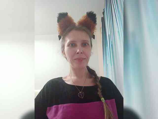 -Queen-Margo- webcam