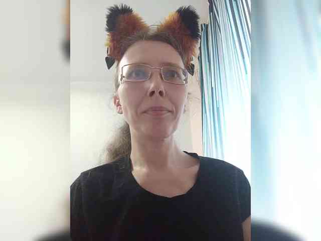 -Queen-Margo- webcam