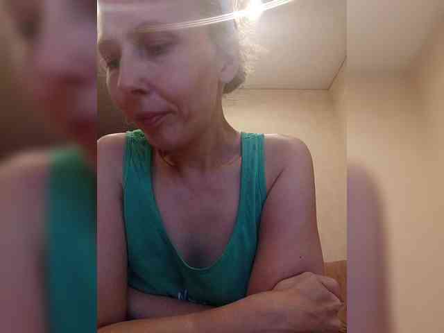 -Queen-Margo- webcam