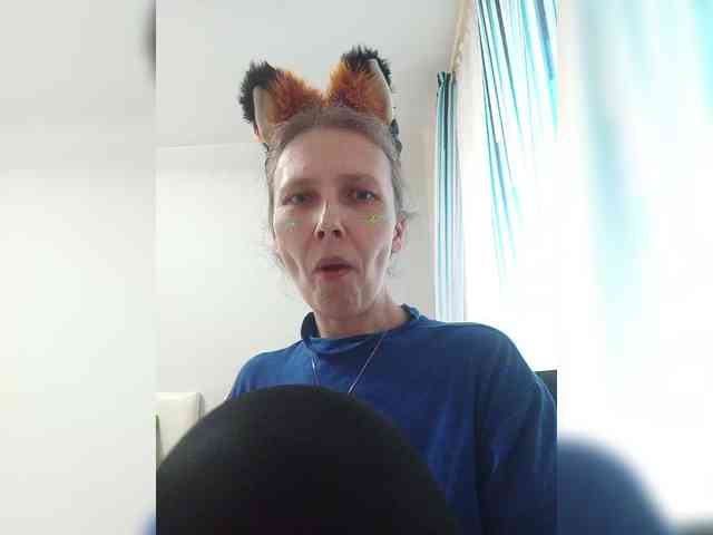 -Queen-Margo- webcam