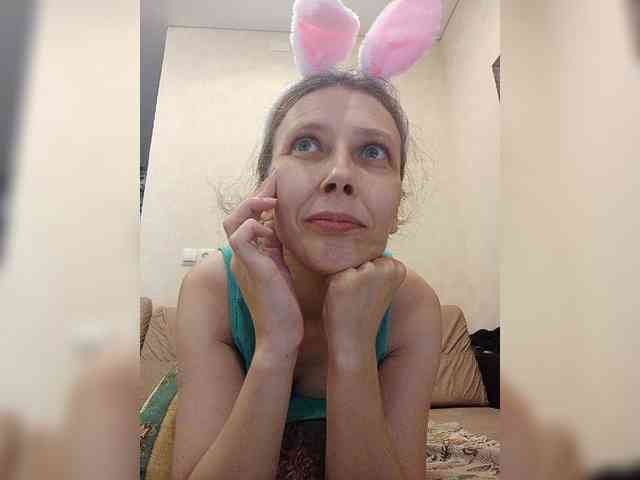 -Queen-Margo- webcam