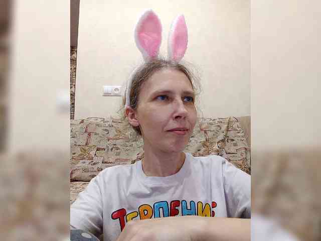 -Queen-Margo- webcam