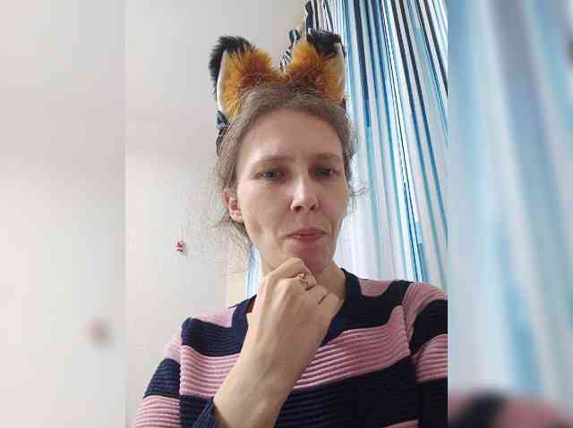 -Queen-Margo- webcam