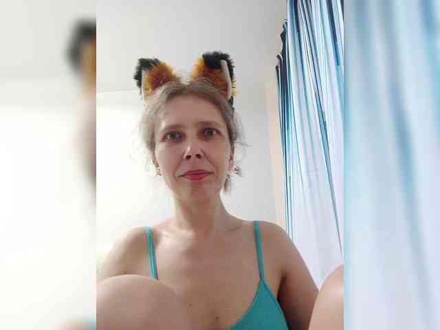 -Queen-Margo- webcam