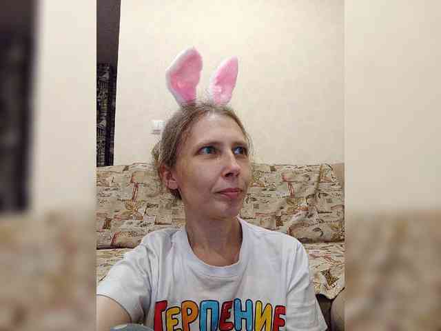 -Queen-Margo- webcam