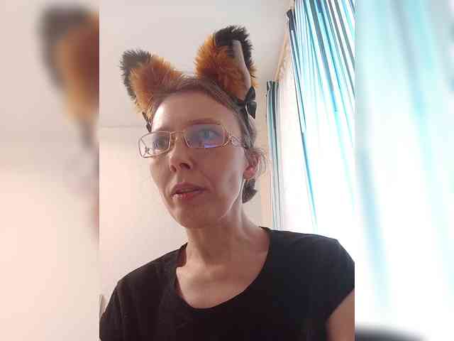 -Queen-Margo- webcam