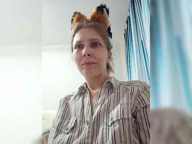 -Queen-Margo- webcam