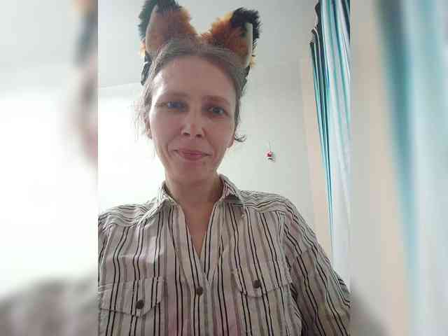 -Queen-Margo- webcam