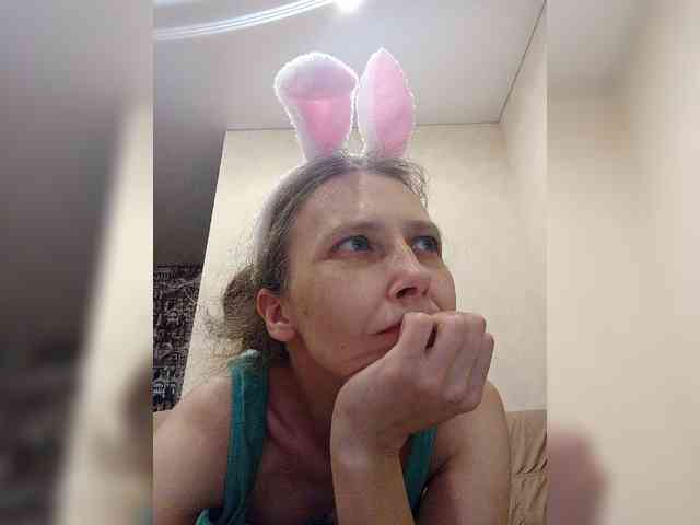 -Queen-Margo- webcam