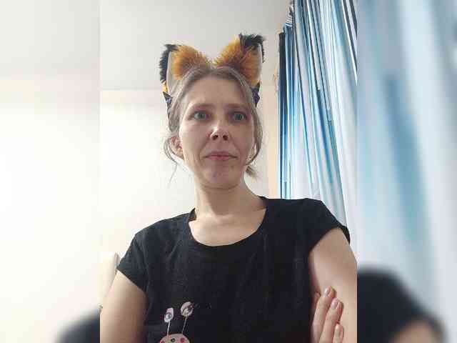 -Queen-Margo- webcam