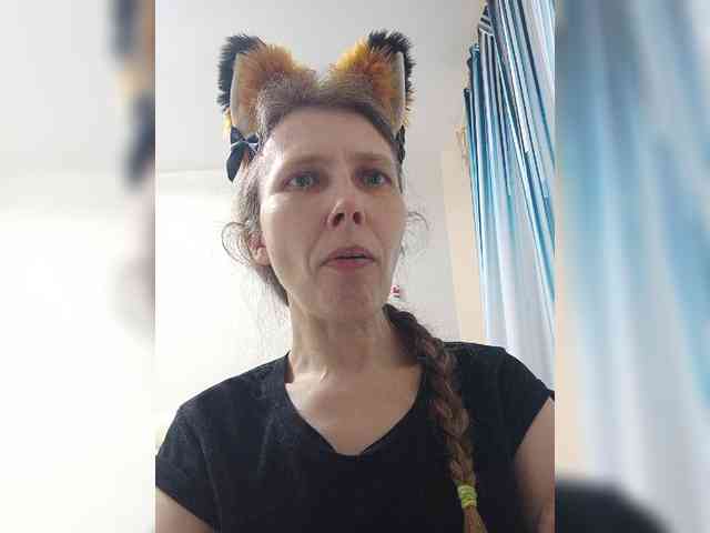 -Queen-Margo- webcam