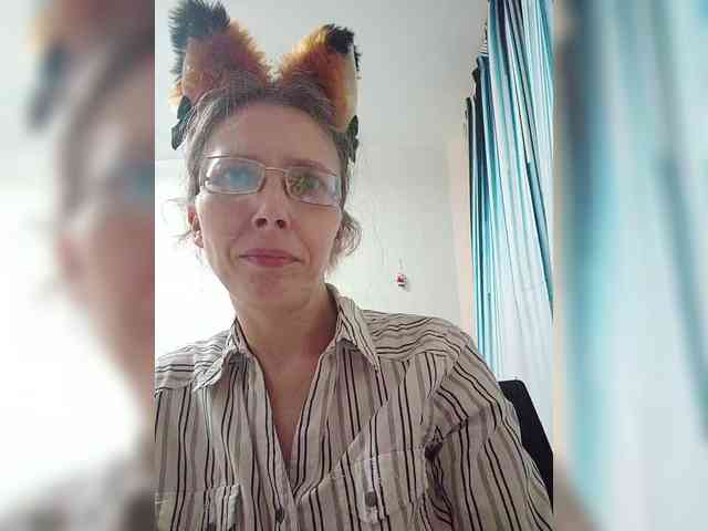 -Queen-Margo- webcam