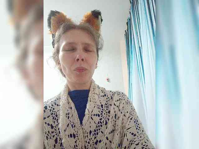 -Queen-Margo- webcam