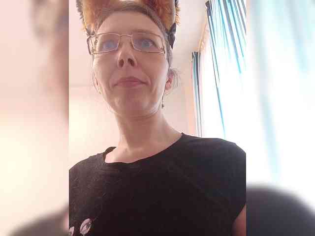 -Queen-Margo- webcam