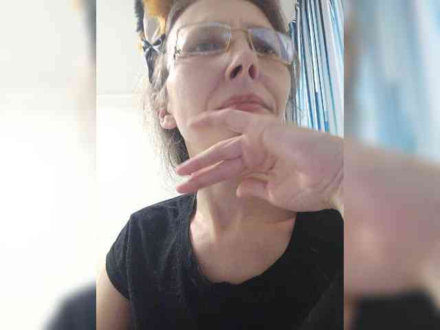 -Queen-Margo- webcam