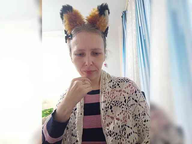 -Queen-Margo- webcam