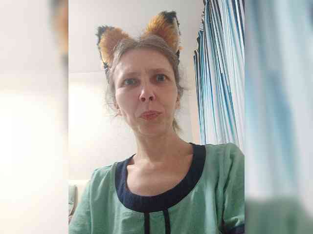 -Queen-Margo- webcam