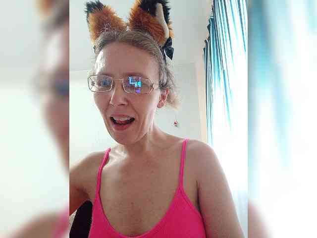 -Queen-Margo- webcam