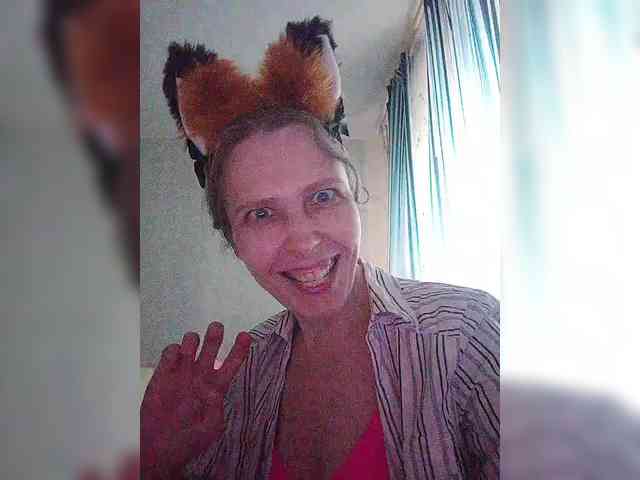 -Queen-Margo- webcam