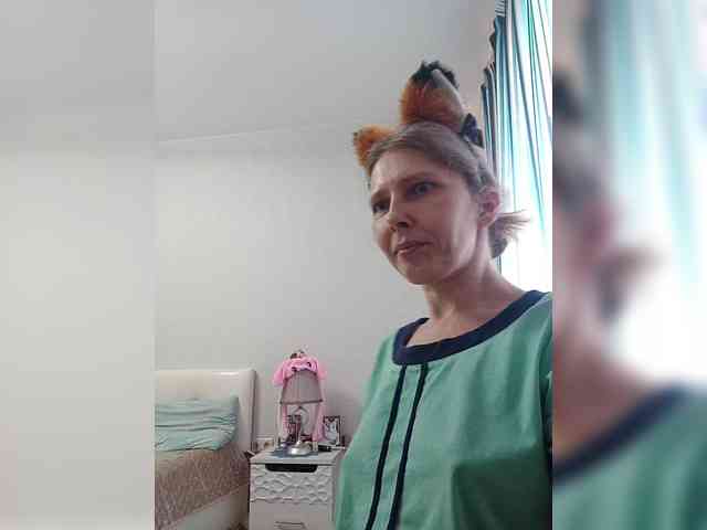 -Queen-Margo- webcam