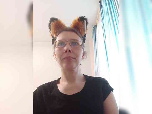 -Queen-Margo- webcam