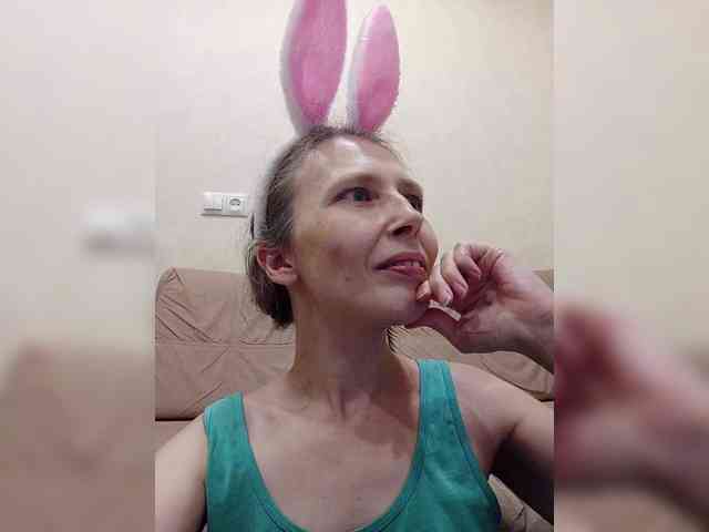 -Queen-Margo- webcam