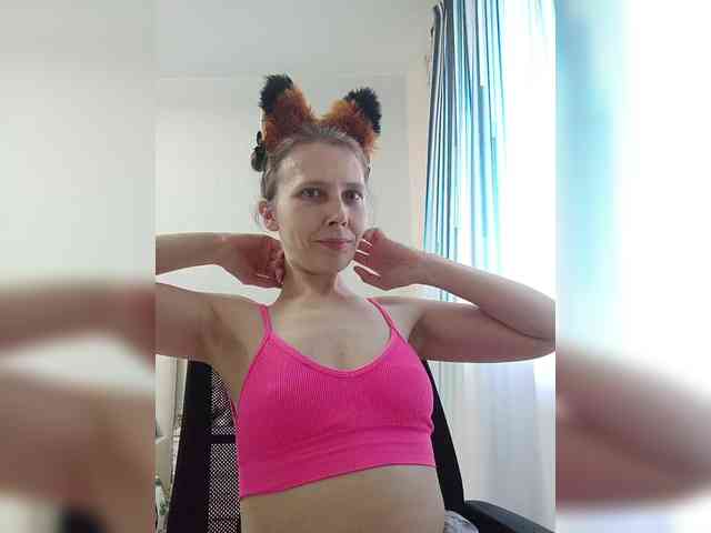 -Queen-Margo- webcam