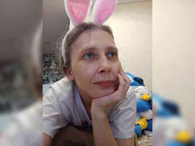-Queen-Margo- webcam