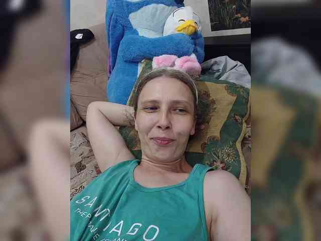 -Queen-Margo- webcam