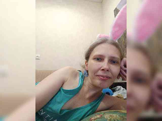 -Queen-Margo- webcam