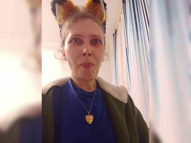 -Queen-Margo- webcam