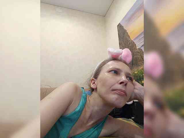 -Queen-Margo- webcam