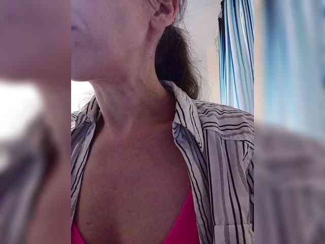 -Queen-Margo- webcam