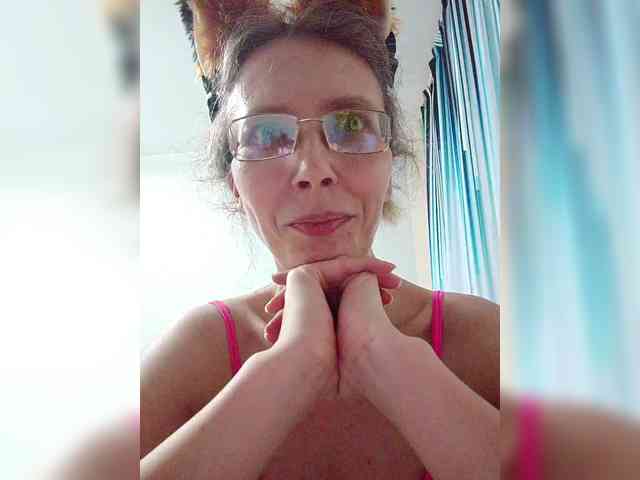 -Queen-Margo- webcam
