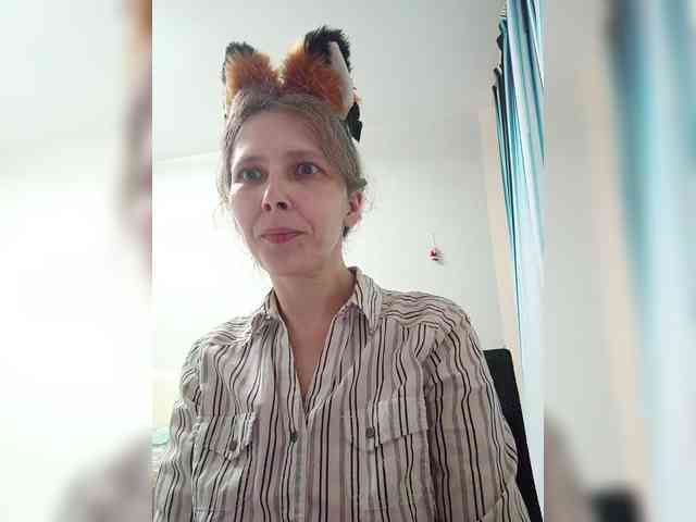 -Queen-Margo-
