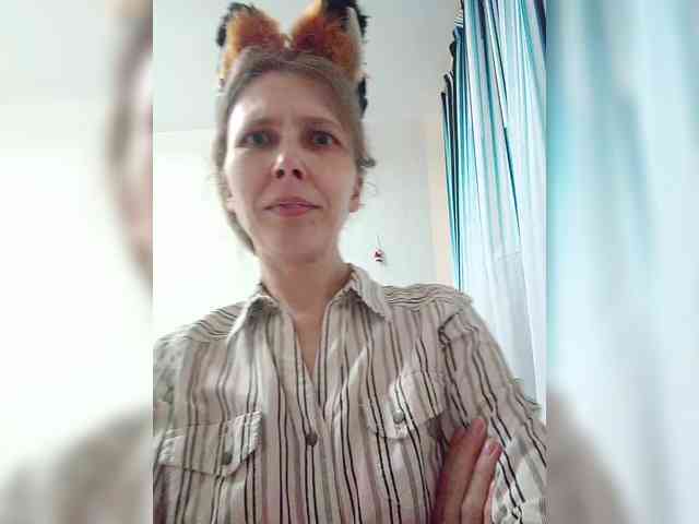 -Queen-Margo- webcam