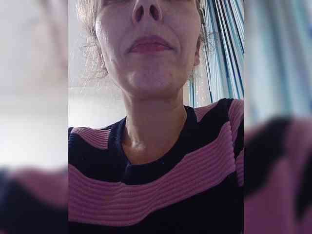 -Queen-Margo- webcam