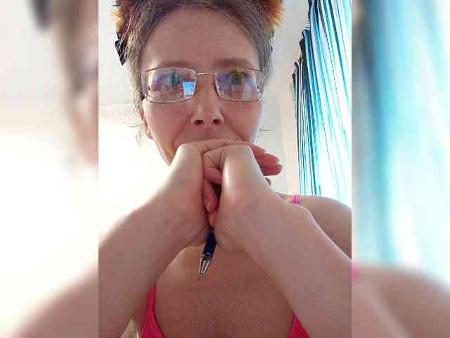 -Queen-Margo- webcam