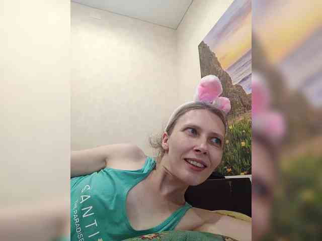 -Queen-Margo- webcam