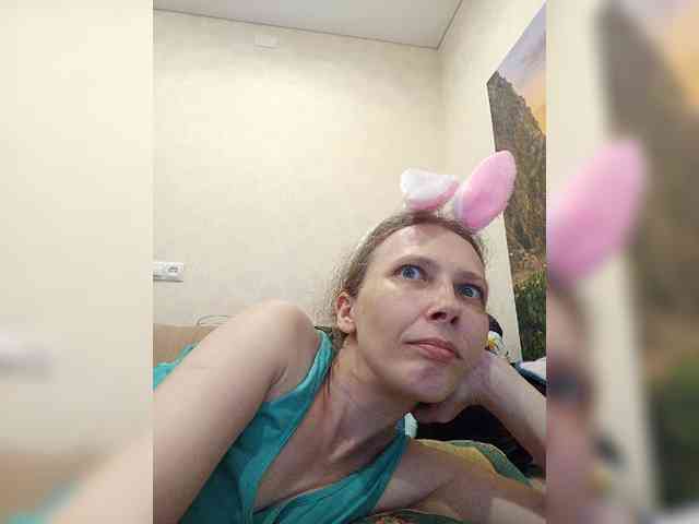 -Queen-Margo- webcam